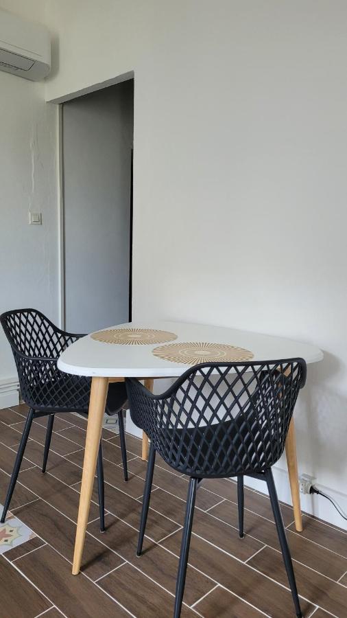 Ferienwohnung La Loge De Madame Soleil Orange  Exterior foto